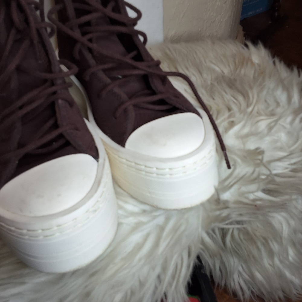 Brown High-Top Women's Sneakers - Picture 6 of 8